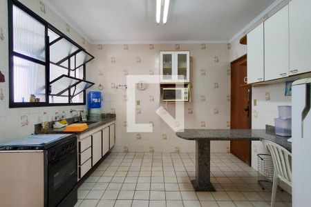 Apartamento para alugar com 140m², 3 quartos e 2 vagasCozinha