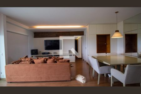 Sala de apartamento para alugar com 3 quartos, 110m² em Barra da Tijuca, Rio de Janeiro