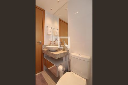 Apartamento à venda com 160m², 4 quartos e 3 vagasBanheiro Social