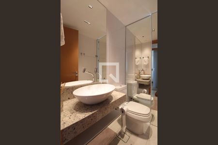 Apartamento à venda com 160m², 4 quartos e 3 vagasBanheiro Social