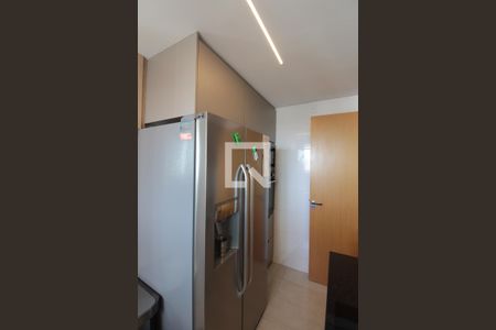 Apartamento à venda com 160m², 4 quartos e 3 vagasCozinha e Área de Serviço