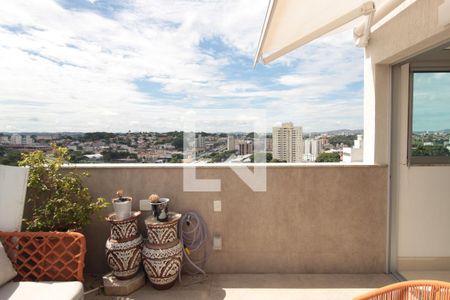 Apartamento à venda com 160m², 4 quartos e 3 vagasCobertura