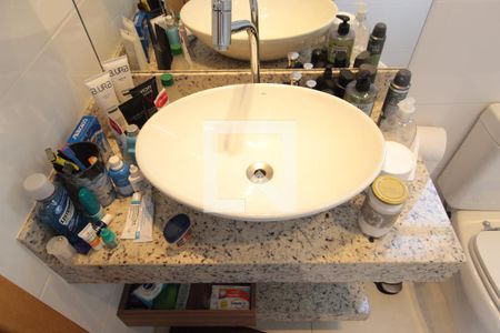 Apartamento à venda com 160m², 4 quartos e 3 vagasBanheiro da Suite 2