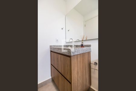Apartamento para alugar com 57m², 2 quartos e 1 vaga Apartamento para alugar com 57m², 2 quartos e 1 vagaBanheiro da Suíte