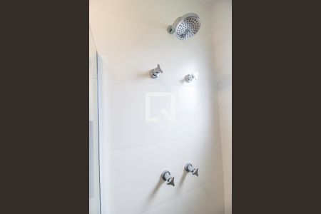 Apartamento para alugar com 57m², 2 quartos e 1 vaga Apartamento para alugar com 57m², 2 quartos e 1 vagaDetalhe do Banheiro da Suite