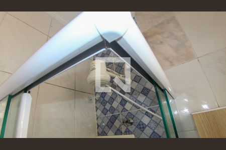 Casa à venda com 67m², 3 quartos e 1 vaga Casa à venda com 67m², 3 quartos e 1 vagaBanheiro