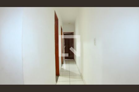 Casa à venda com 67m², 3 quartos e 1 vaga Casa à venda com 67m², 3 quartos e 1 vagaCorredor