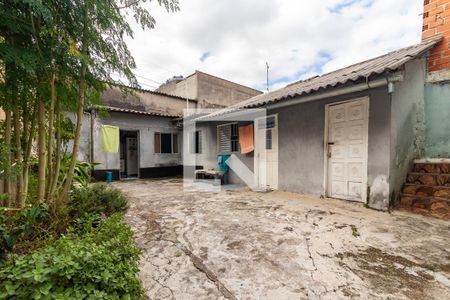 Casa à venda com 200m², 7 quartos e sem vaga Casa à venda com 200m², 7 quartos e sem vagaQuintal