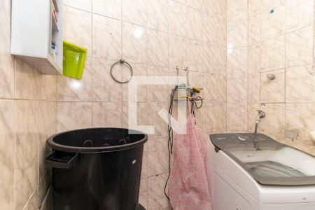 Casa à venda com 200m², 7 quartos e sem vaga Casa à venda com 200m², 7 quartos e sem vagaCasa 1 - Área de Serviço