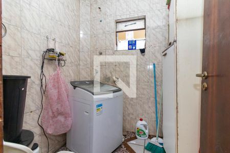 Casa à venda com 200m², 7 quartos e sem vaga Casa à venda com 200m², 7 quartos e sem vagaCasa 1 - Área de Serviço