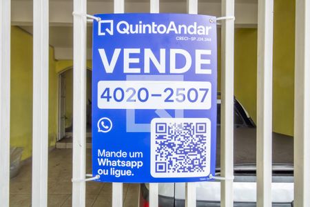 Casa à venda com 200m², 2 quartos e 2 vagas Casa à venda com 200m², 2 quartos e 2 vagasPlaca