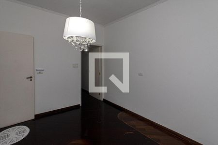 Casa à venda com 220m², 3 quartos e 2 vagasCopa