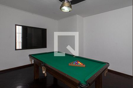 Casa à venda com 220m², 3 quartos e 2 vagasquarto1_2