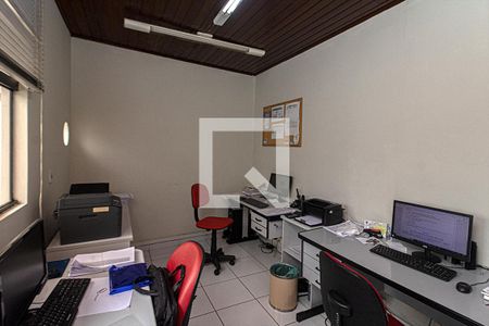 Casa à venda com 220m², 3 quartos e 2 vagasEscritório 2