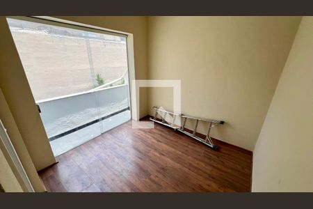 Apartamento para alugar com 118m², 3 quartos e sem vagaSuite