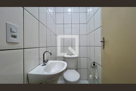 Lavabo de apartamento para alugar com 3 quartos, 118m² em Pinheiros, São Paulo