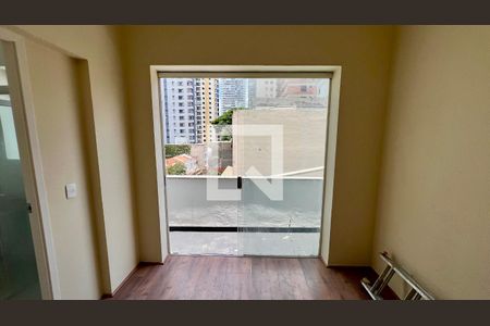 Apartamento para alugar com 118m², 3 quartos e sem vagaSuite