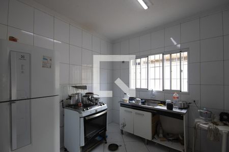 Casa à venda com 160m², 3 quartos e 1 vaga Casa à venda com 160m², 3 quartos e 1 vagaCozinha