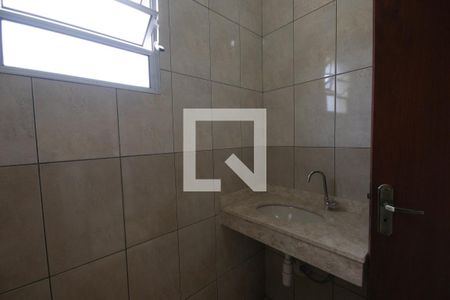 Casa à venda com 160m², 3 quartos e 1 vaga Casa à venda com 160m², 3 quartos e 1 vagaBanheiro 3