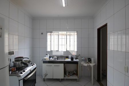 Casa à venda com 160m², 3 quartos e 1 vaga Casa à venda com 160m², 3 quartos e 1 vagaCozinha