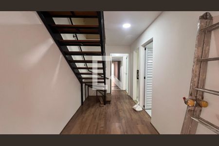 Apartamento para alugar com 103m², 3 quartos e sem vagaEntrada