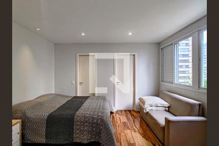 Apartamento à venda com 188m², 3 quartos e 3 vagasFoto 01