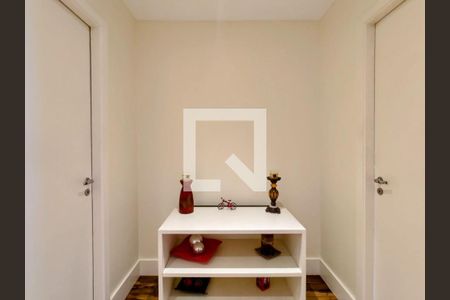 Apartamento à venda com 188m², 3 quartos e 3 vagasFoto 01