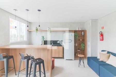 Apartamento para alugar com 34m², 2 quartos e sem vagaÁrea comum - Salão de festas