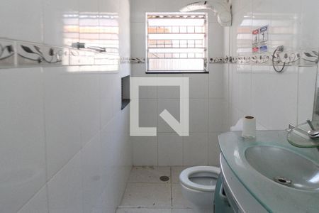 Casa à venda com 100m², 2 quartos e 1 vagaBanheiro