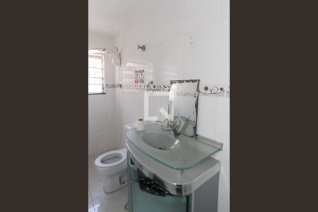 Casa à venda com 100m², 2 quartos e 1 vagaBanheiro