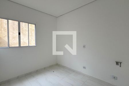 Quarto 2 de casa para alugar com 2 quartos, 60m² em Jardim Maria Helena, Barueri