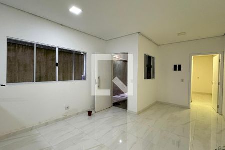 Sala de casa para alugar com 2 quartos, 60m² em Jardim Maria Helena, Barueri