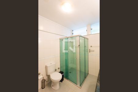 Casa à venda com 156m², 3 quartos e 2 vagasBanheiro