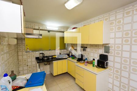 Casa à venda com 156m², 3 quartos e 2 vagasCozinha