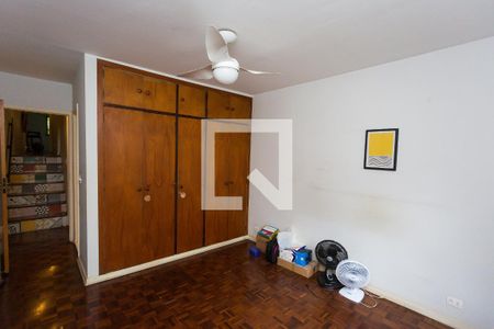 Casa à venda com 156m², 3 quartos e 2 vagassuíte