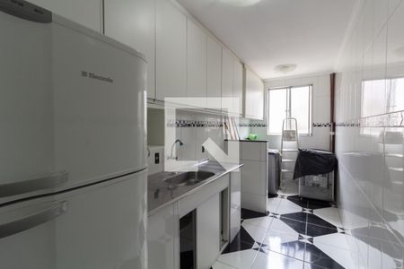 Apartamento para alugar com 70m², 2 quartos e sem vaga Apartamento para alugar com 70m², 2 quartos e sem vagaCozinha e Área de Serviço