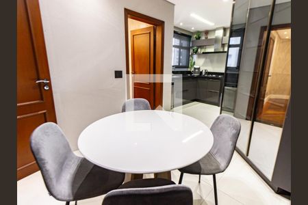 Apartamento à venda com 167m², 3 quartos e 2 vagasCozinha