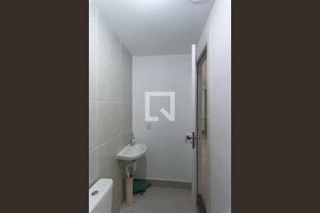 Apartamento para alugar com 38m², 2 quartos e sem vaga Apartamento para alugar com 38m², 2 quartos e sem vagaBanheiro