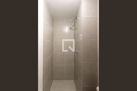 Apartamento para alugar com 38m², 2 quartos e sem vaga Apartamento para alugar com 38m², 2 quartos e sem vagaBanheiro