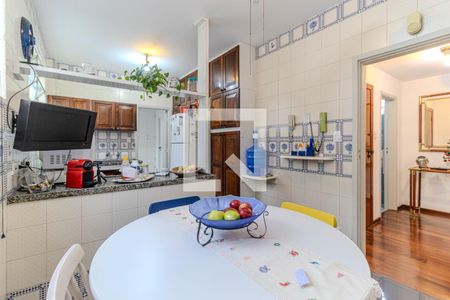 Apartamento à venda com 160m², 3 quartos e 1 vagaCozinha