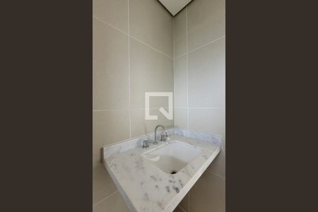 Apartamento à venda com 87m², 2 quartos e 2 vagasBanheiro da suíte