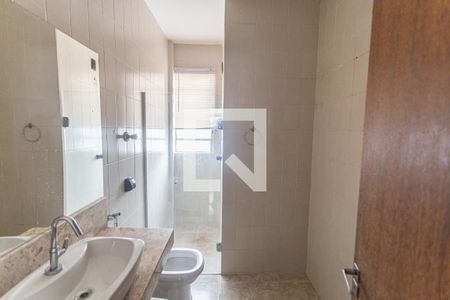 Apartamento para alugar com 94m², 3 quartos e 1 vaga Apartamento para alugar com 94m², 3 quartos e 1 vagaBanheiro Social