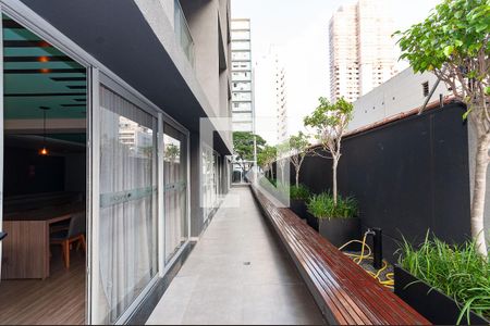 Studio à venda com 25m², 1 quarto e sem vaga Studio à venda com 25m², 1 quarto e sem vagaÁrea Comum - Pateo