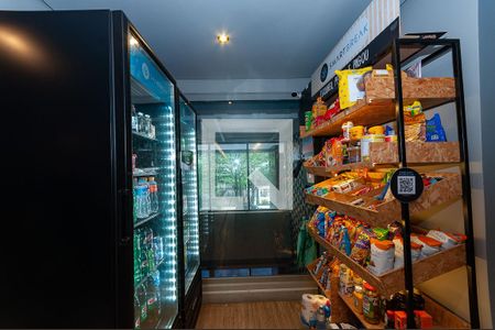 Studio à venda com 25m², 1 quarto e sem vaga Studio à venda com 25m², 1 quarto e sem vagaÁrea Comum - Minimercado