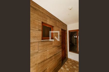 Hall de entrada de casa para alugar com 2 quartos, 114m² em Hípica, Porto Alegre