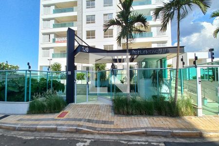 Apartamento para alugar com 220m², 3 quartos e 4 vagasFachada e Portaria 