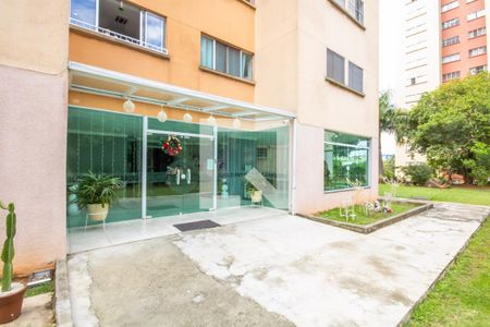 Apartamento para alugar com 50m², 2 quartos e 1 vaga Apartamento para alugar com 50m², 2 quartos e 1 vagaFachada do bloco