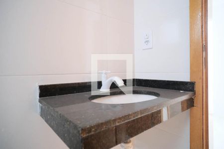 Apartamento para alugar com 46m², 2 quartos e sem vaga Apartamento para alugar com 46m², 2 quartos e sem vagaBanheiro