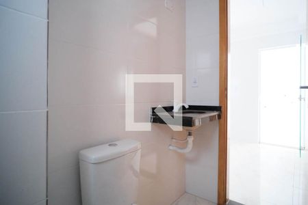 Apartamento para alugar com 46m², 2 quartos e sem vaga Apartamento para alugar com 46m², 2 quartos e sem vagaBanheiro