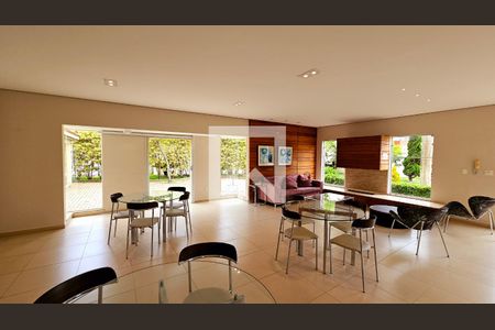 Casa de condomínio à venda com 100m², 2 quartos e 2 vagas Casa de condomínio à venda com 100m², 2 quartos e 2 vagasÁrea comum - Salão de festas